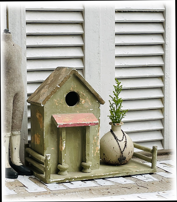 Solitude-style solid wood retro made of old house garden decorated with nostalgic style