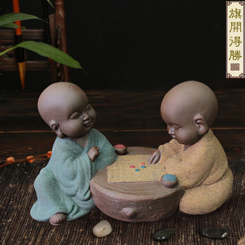 Creative violet arenaceous three - no swept all the young monk chess novice ceramic tea pet home sitting room place by hand