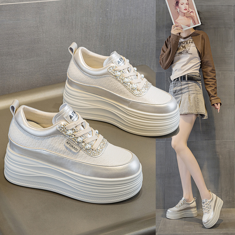 2026 New Trendy Casual Shoes for Women, Autumn Internet Celebrity Style, Pearl Embellished, Hidden Height Increase, Thick Sole, Ultra-Light, Summer Hollow-Out Breathable, Odor-Resistant, Small Size 2026 New Trendy Casual Shoes for Women, Autumn Internet Celebrity Style, Pearl Embellished, Hidden Height Increase, Thick Sole, Ultra-Light, Summer Hollow-Out Breathable, Odor-Resistant, Small Size