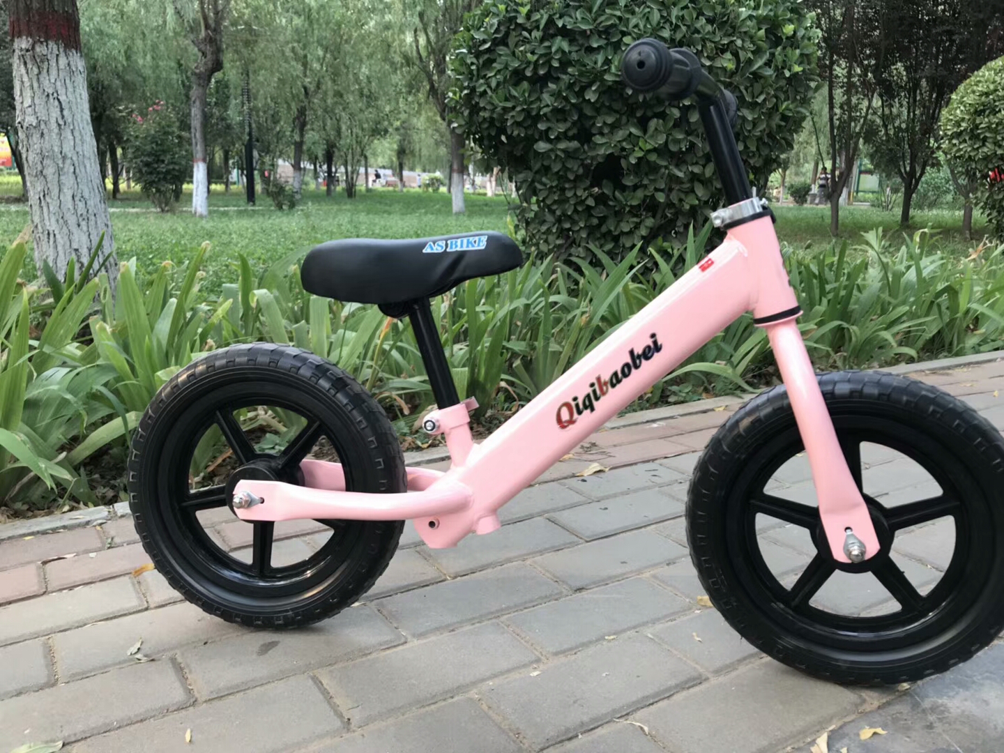 xe thăng bằng kidsplaza Trẻ em cân bằng xe trượt xe bé bé đồ chơi yo xe taxi mà không đạp xe đạp - Smart Scooter xe thăng bằng world baby