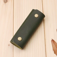 Темно-зеленый