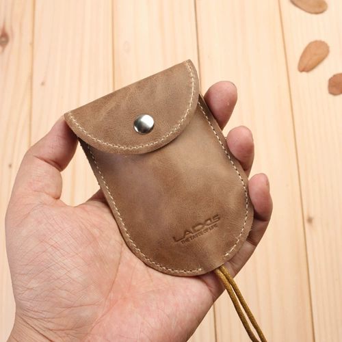 Универсальная ключница подходит для мужчин и женщин, из натуральной кожи