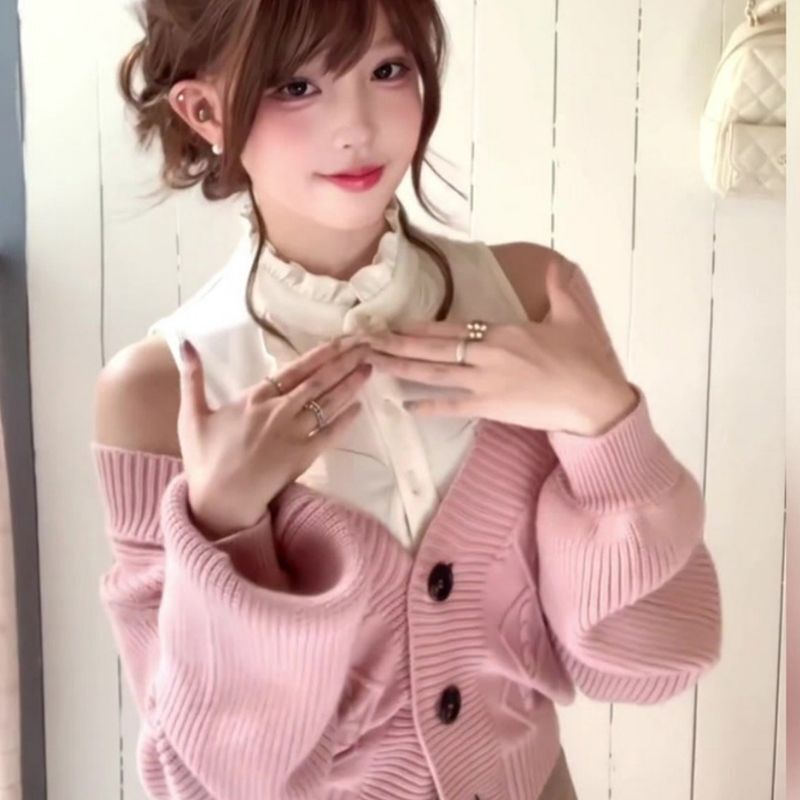 Korean Sweet Style with a High-End Feel, Autumn and Winter Outfit with White Vest + Knitted Sweater Two-Piece Set