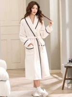 Mi Bai Grotten Flower Gobe Girl