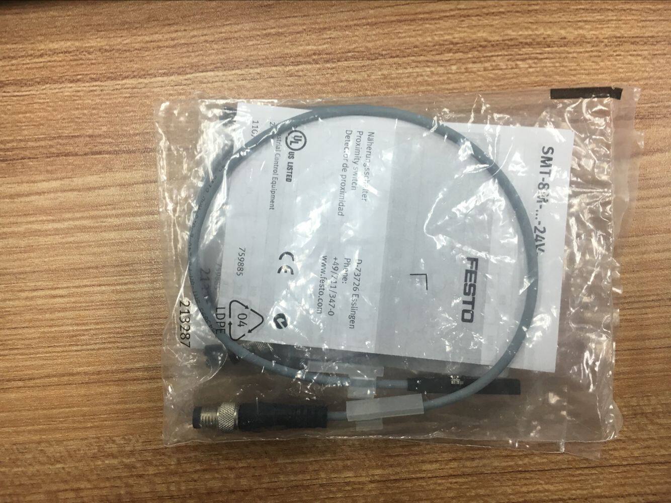 Brand new original FESTO Magnetic Switch 543893543876543892 Spot 