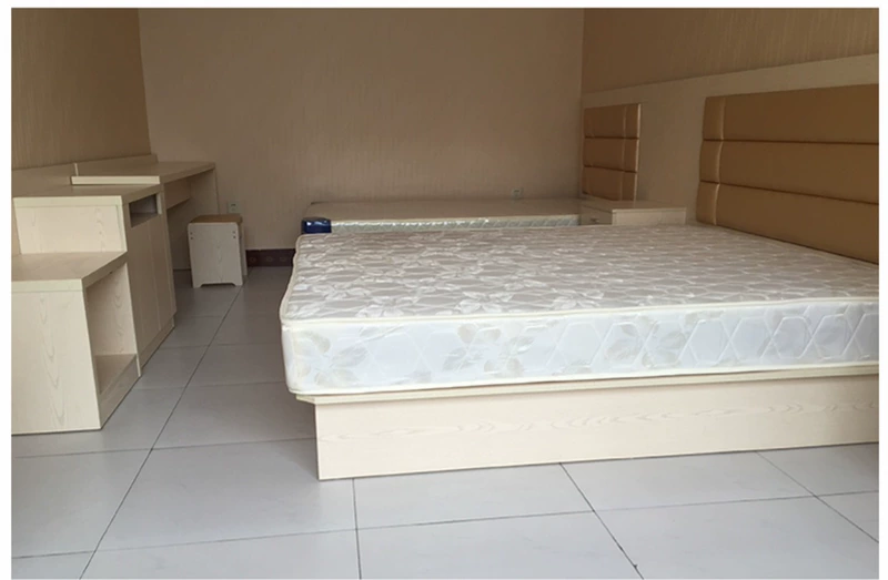Khách sạn phòng tiêu chuẩn phòng đầy đủ đồ nội thất gói mềm khung giường máy tính bàn hành lý tủ khóa tủ quần áo tivi giá rẻ