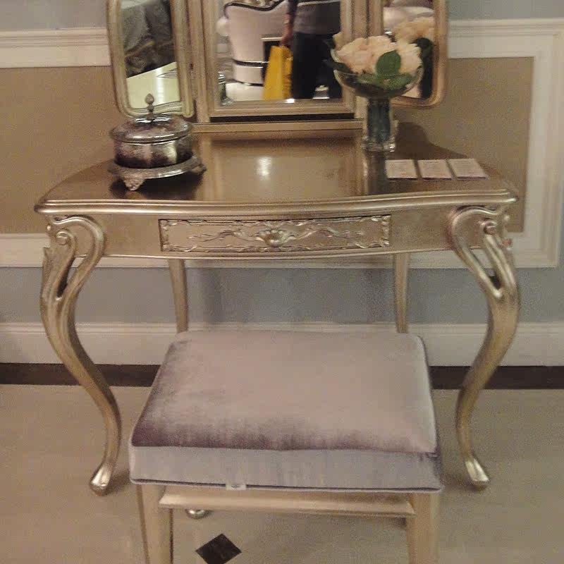 �������¹ŵ���ױ̨ZT-032