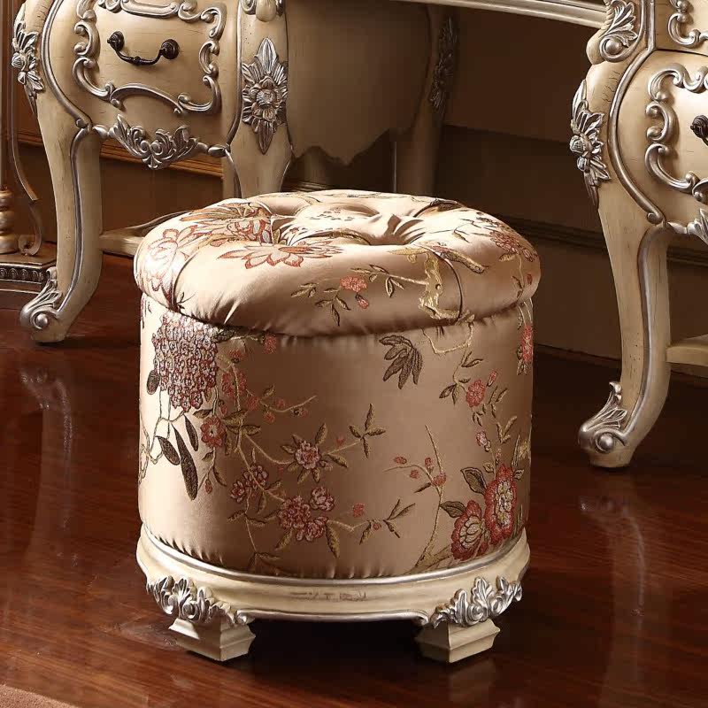 ������ʵľ��ױ��D-016