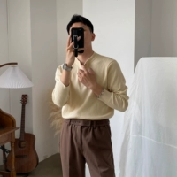 Светлый абрикосовый цвет