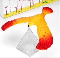 Small magic balance bird decompression balance Eagle science experiment baby toy physics teaching aids decoration student prize