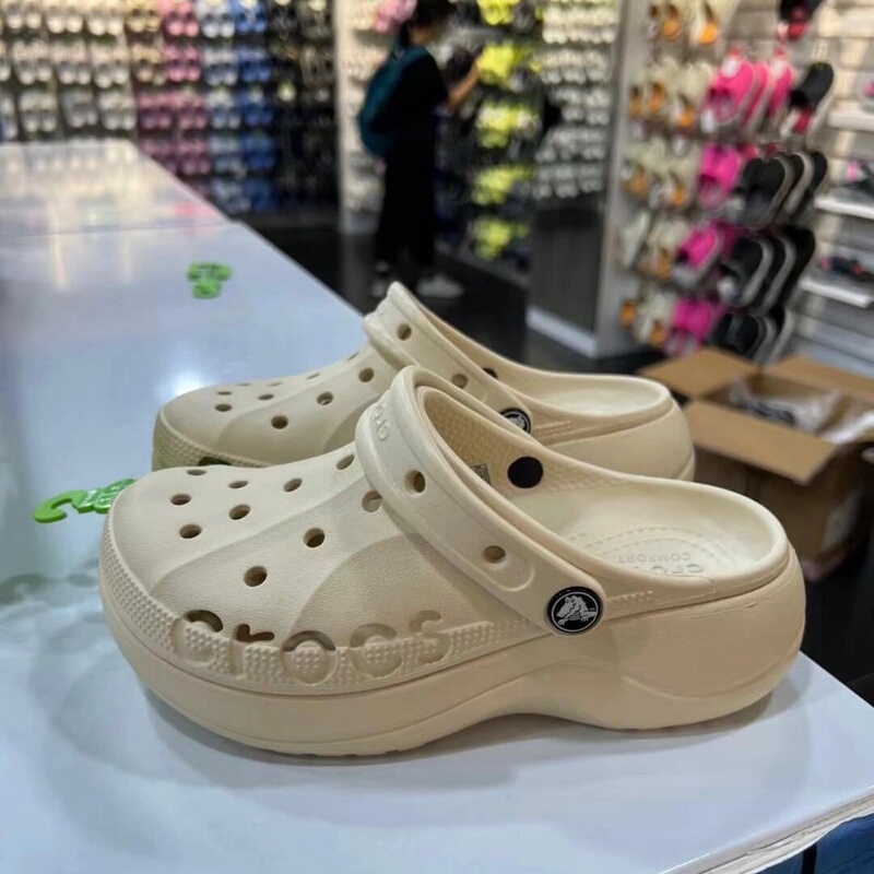 Crocs Clogs Baya Cloud Thick-Soled Non-Slip Outdoor Women's Shoes Beach Sandals Slippers 208186