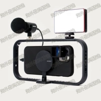 Абрикосовый