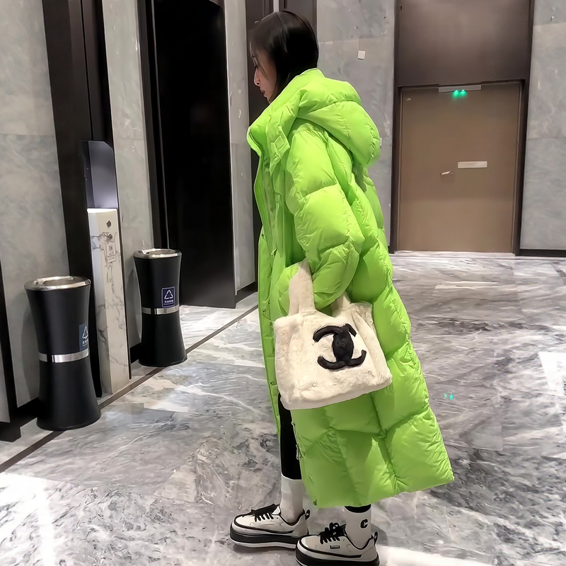 Green White Duck down Jacket for Petite Women, 2026 Winter New Style, Hooded, Long, Loose-Fitting, Over-The-Knee, Warm Coat Green White Duck down Jacket for Petite Women, 2026 Winter New Style, Hooded, Long, Loose-Fitting, Over-The-Knee, Warm Coat