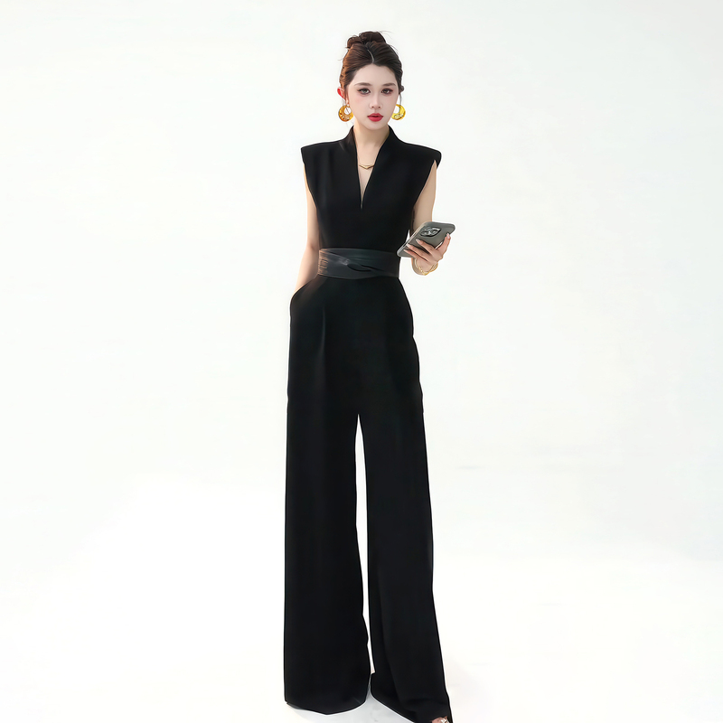 Black V-Neck Sleeveless Jumpsuit for Women 2026 Summer New Style High-Waisted Slimming Look High-End Fashion Jumpsuit Black V-Neck Sleeveless Jumpsuit for Women 2026 Summer New Style High-Waisted Slimming Look High-End Fashion Jumpsuit
