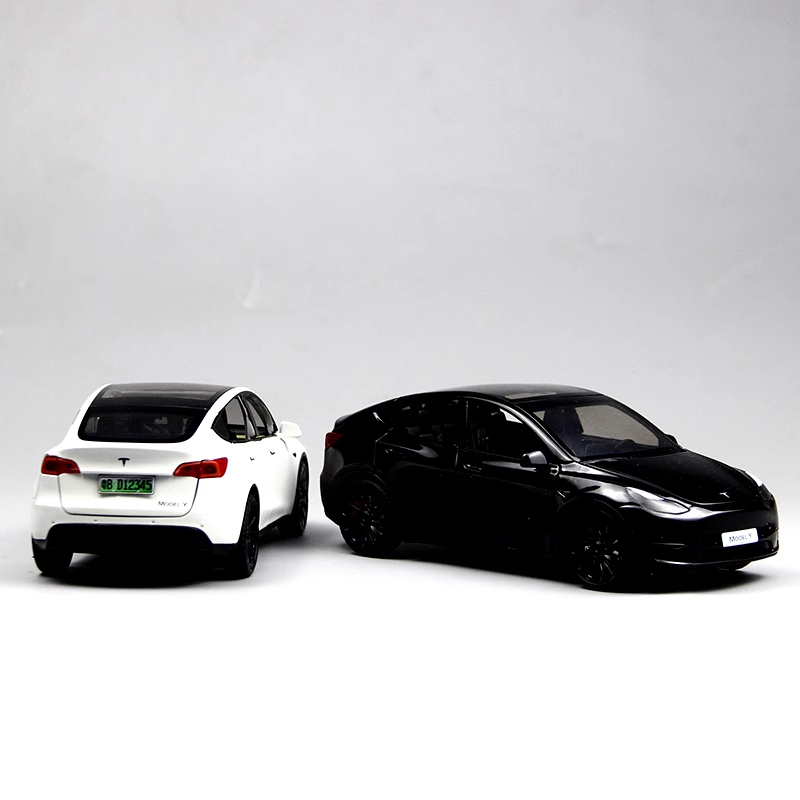 Tesla Model Y Alloy Model Simulation Car Model Toy Collection Ornament Gift for Men and Women's Birthdays