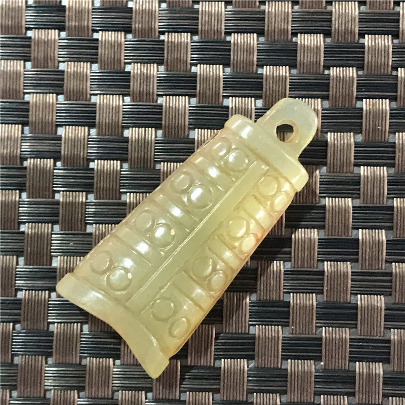 Jade pendant jade pendant old jade antique collection old objects skeleton jade brand antique jade chimes