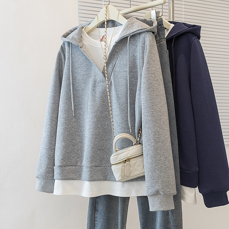 Maternity Sweatshirt, Fashionable and Loose, Late Pregnancy Fake Hooded Top, Long-Sleeved Spring Outerwear, Large Size Clothing, Popular Style Maternity Sweatshirt, Fashionable and Loose, Late Pregnancy Fake Hooded Top, Long-Sleeved Spring Outerwear, Large Size Clothing, Popular Style