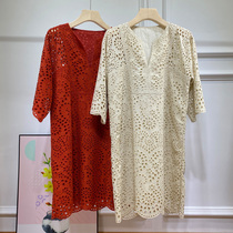  French positioning carved hole embroidery exquisite French style V-neck hollow cotton embroidery dress straight small man