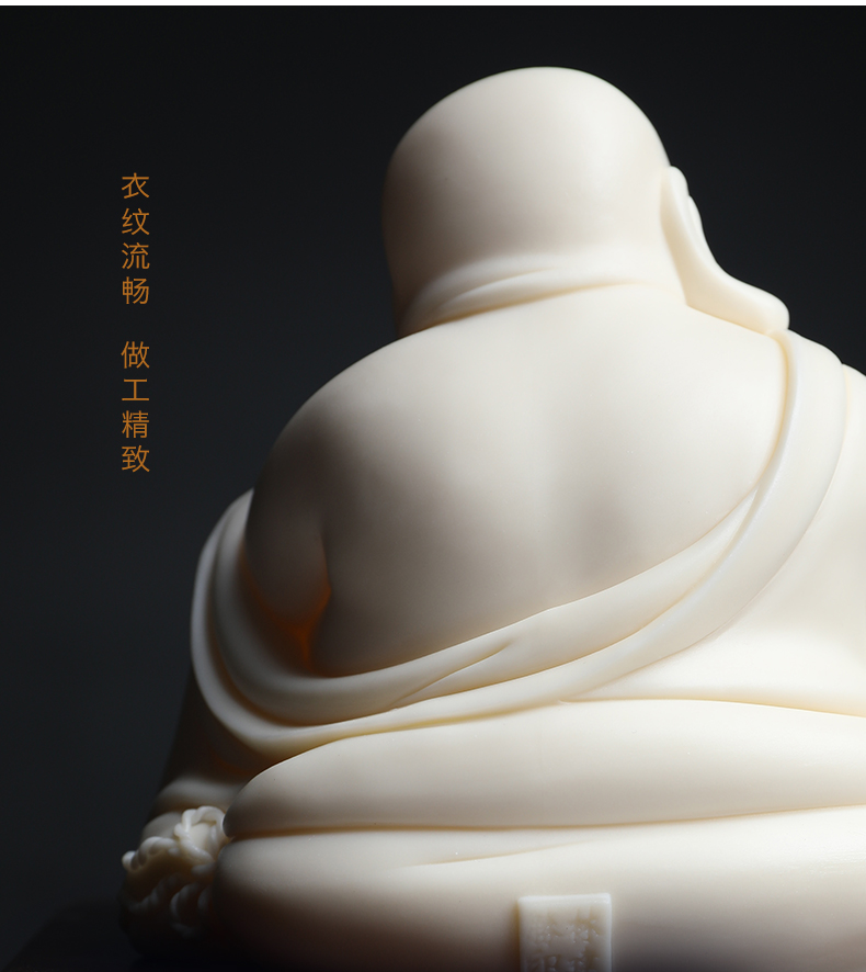 The east mud works Lin Jiansheng dehua white porcelain masters smiling Buddha maitreya Buddha ceramics handicraft furnishing articles