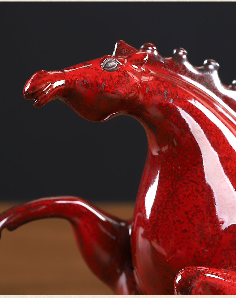 The east mud horse furnishing articles ceramics handicraft office desktop wine don horse decoration/treader tianma