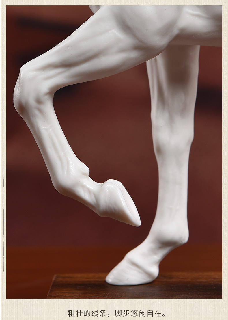 Oriental clay ceramic horse furnishing articles master of its art creative office decoration gifts/with longing