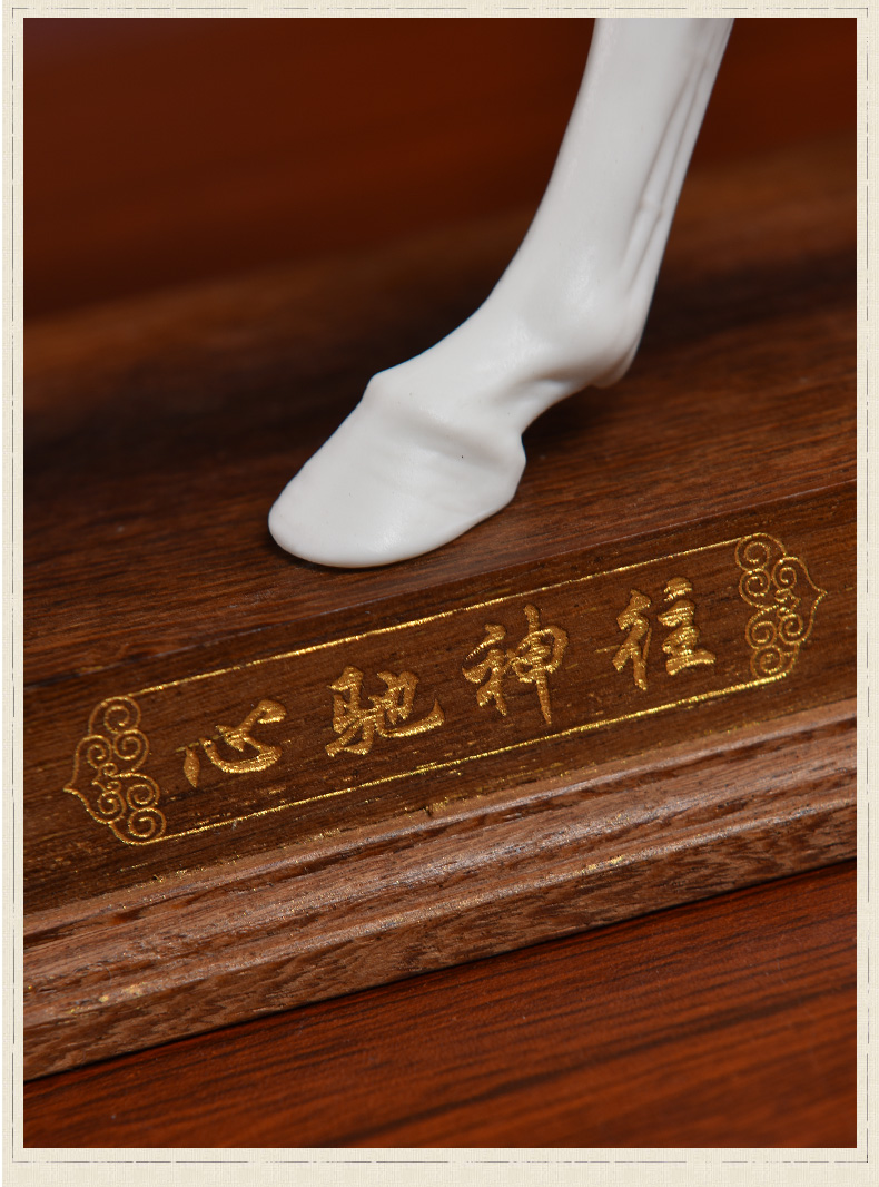 Oriental clay ceramic horse furnishing articles master of its art creative office decoration gifts/with longing
