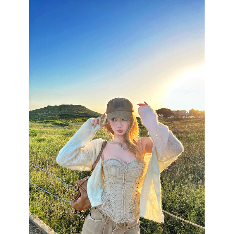 Xinlei Lin Mist Island Letter Horse*La Cream Orange Mohair Wool Twist Texture Lightweight Cardigan Xinlei Lin Mist Island Letter Horse*La Cream Orange Mohair Wool Twist Texture Lightweight Cardigan