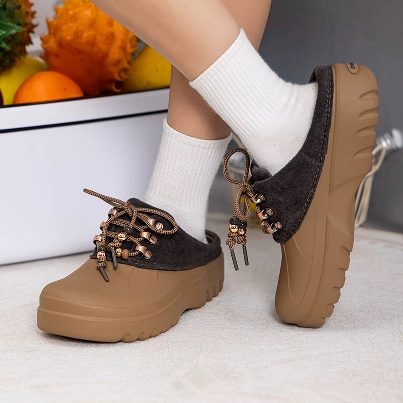 Crocs Women's Casual Shoes 2026 Sports Lifestyle Series Soft and Breathable Everyday Shoes for Going Out 214137