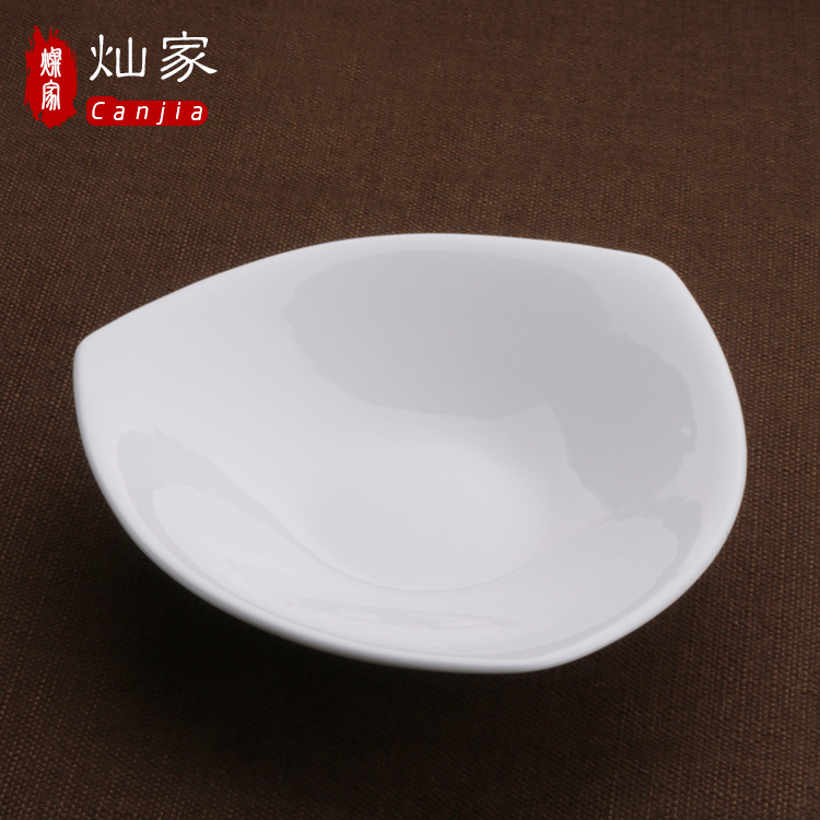 Can is the home of new white triangle rainbow such as bowl bowl bowls of rice bowl salad bowl western creative ceramic tableware