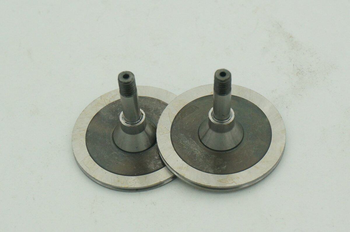 Wire cutting accessories 264 guide wheels outer diameter 30 * 23 5 long shaft diameter 4 cr12 material guide wheels