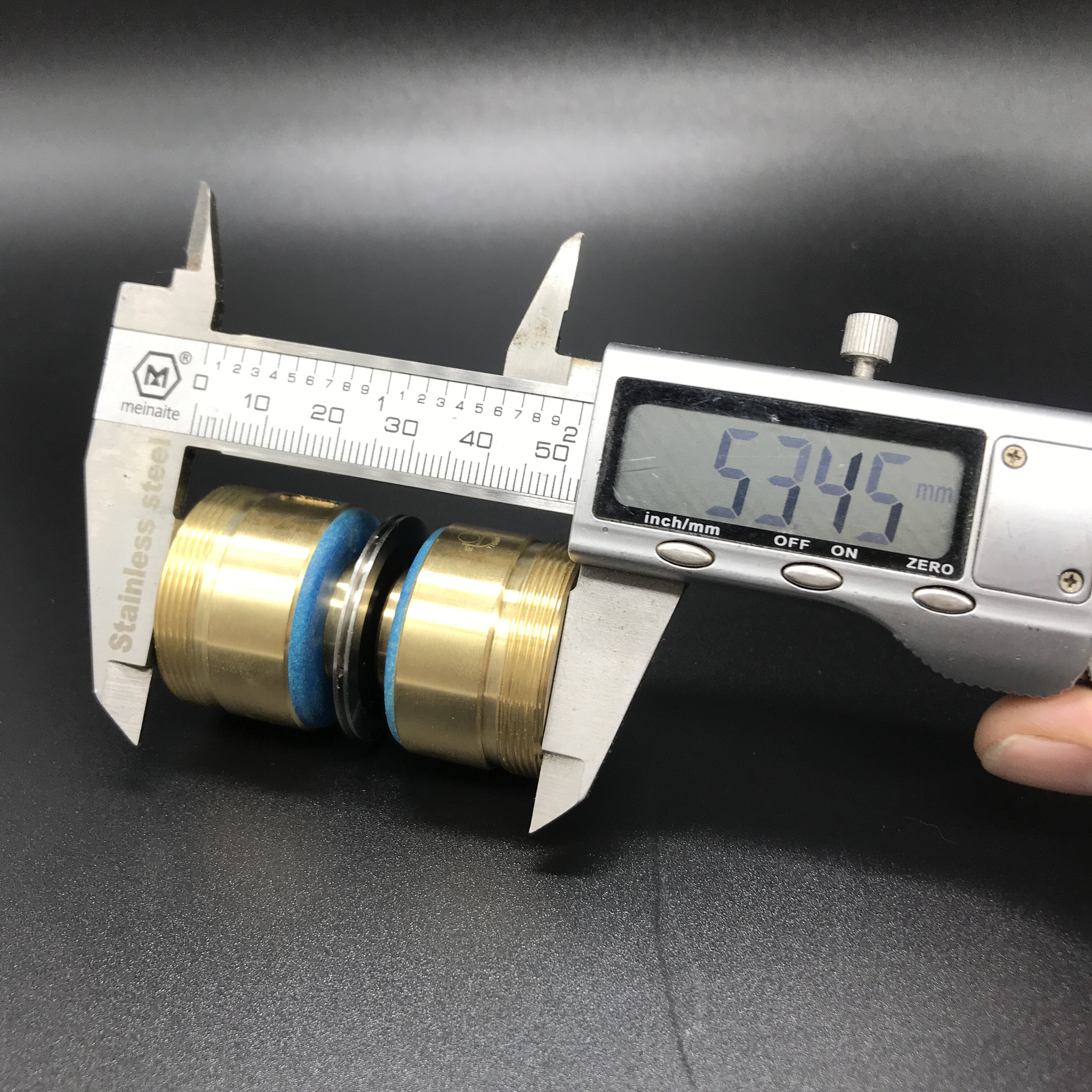 Linear cutting 262 guide wheel assembly outer diameter 32mm length 52mm coindustry guide wheel import bearing