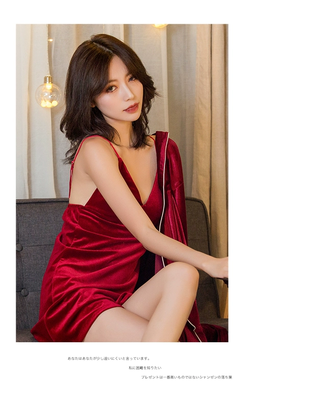 Đồ ngủ của phụ nữ mùa thu và mùa đông nhung vàng dây áo choàng của phụ nữ hai mảnh Dịch vụ nhà Hàn Quốc áo choàng tắm gợi cảm có thể mặc áo ngủ
