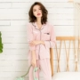 Gqueen có thể mặc một bộ đồ phục vụ tại nhà phù hợp với đồ ngủ nhung nhung hai mảnh bằng vàng mới thời trang đồ bộ