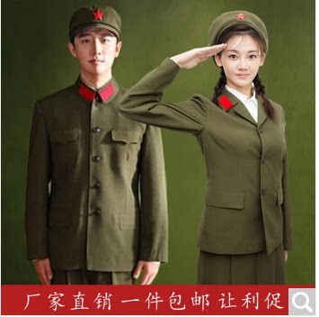 Fang Hua with the green military uniform to perform the Cognitive Red Guards Nostalgia Costumes of the Cultural Revolution during the War of Resistance against the Red Army