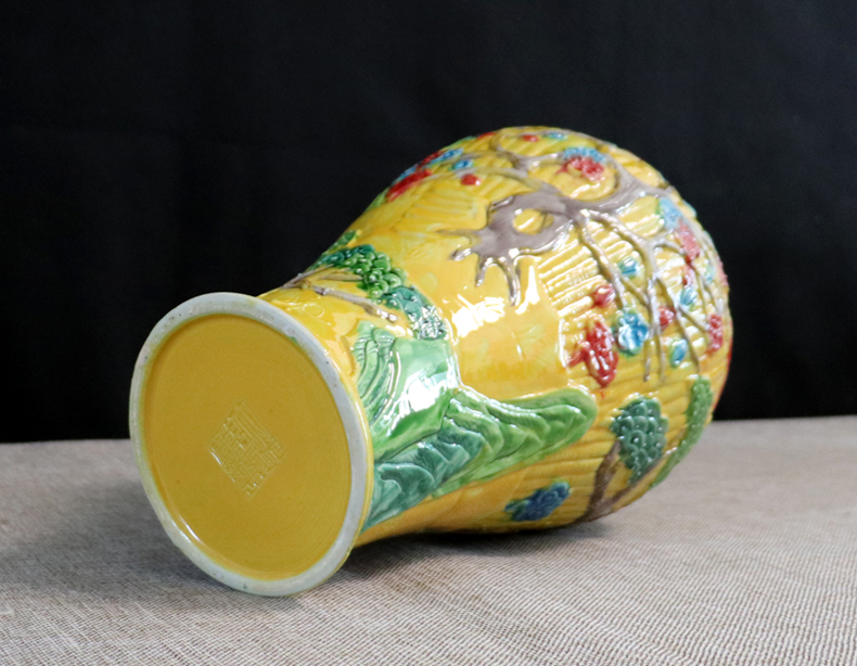Anaglyph hand - made vases, jingdezhen ceramics craft furnishing articles dried flower arranging flowers sitting room adornment handicraft decoration