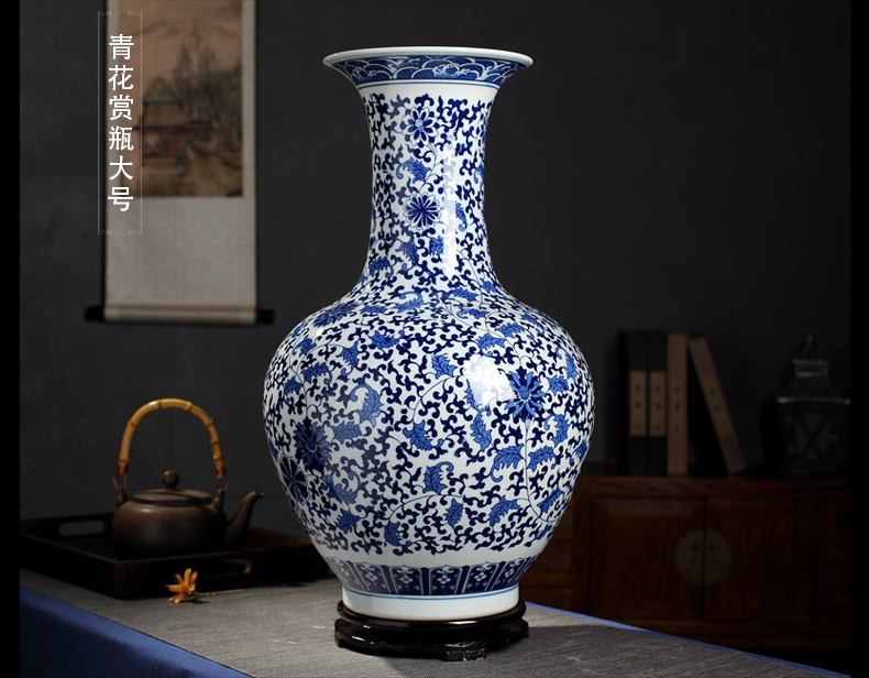 Jingdezhen ceramics vase furnishing articles sitting room dry flower arranging flowers modern TV cabinet rich ancient frame decorative arts and crafts