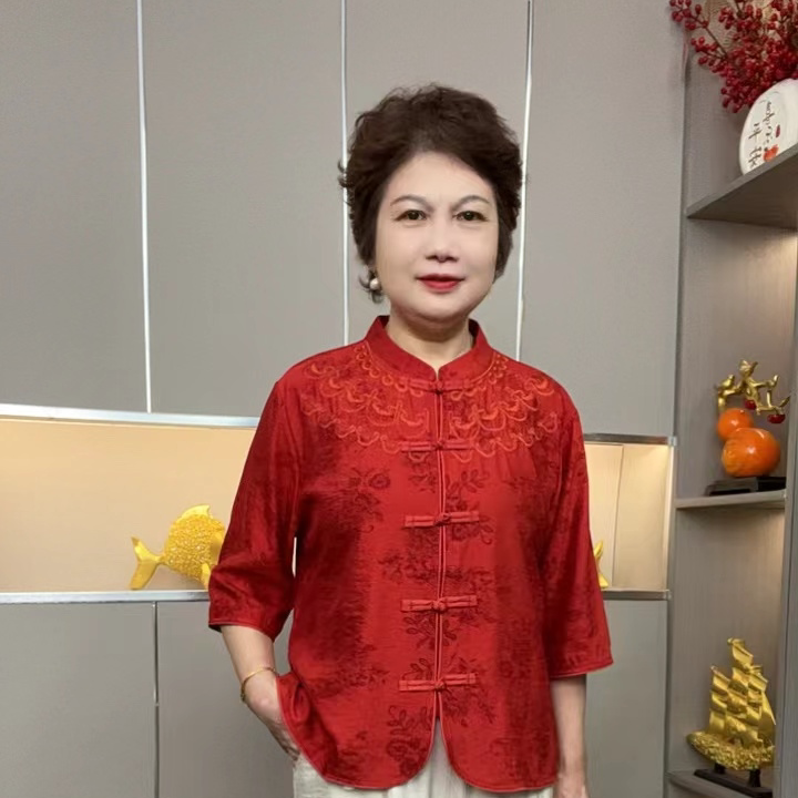 Summer New Chinese-Style Stand-Up Collar Button-Up Cardigan with Three-Quarter Sleeves, Loose-Fitting Cotton and Linen Top for Middle-Aged and Elderly Women, Slimming Mother's Clothing