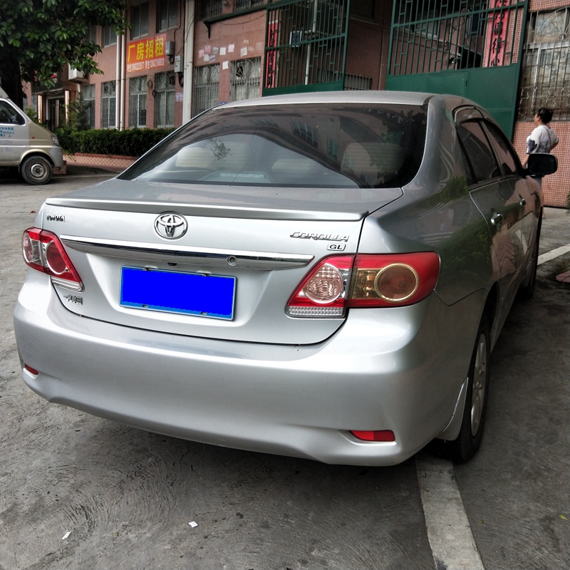 Toyota Corolla đuôi 07-13 Corolla đuôi sửa đổi đặc biệt cũ Corolla RT sơn đuôi đuôi lướt gió ertiga 2020