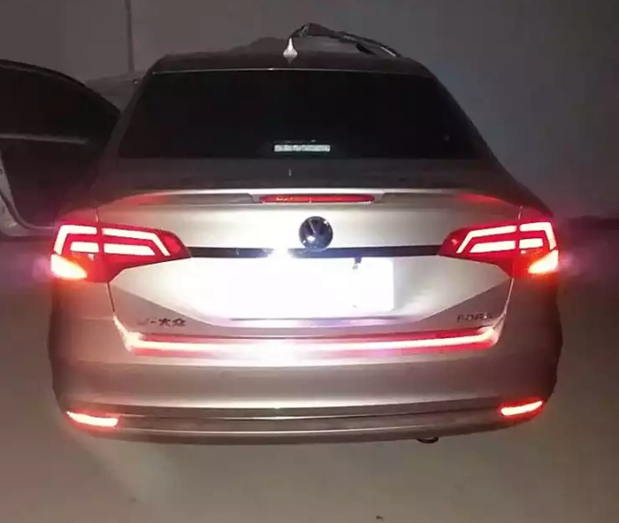 Đuôi xe mới của Volkswagen, mẫu 16-18 kiểu dáng của Bora với đuôi nhẹ Kiểu thể thao mới của Bora có đuôi nhẹ đuôi cá xe hơi