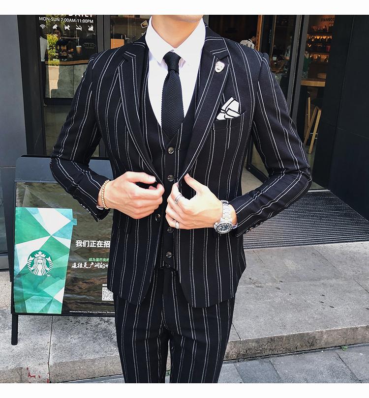 Phù hợp với sọc nam ba mảnh xu hướng tự tu luyện tóc stylist hộp đêm phù hợp với hiệu suất kinh doanh ăn mặc giản dị vest nam hàn quốc