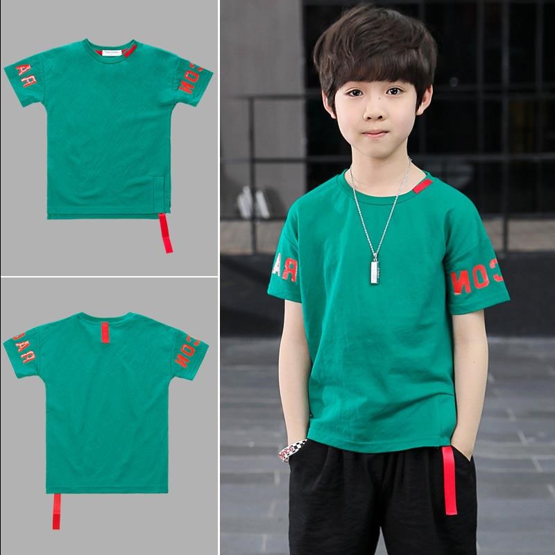 Lên trên một mảnh ngắn tay t-shirt 2018 mùa hè vừa mới và con trai lớn mùa hè thường lụa mặc băng của trẻ em.