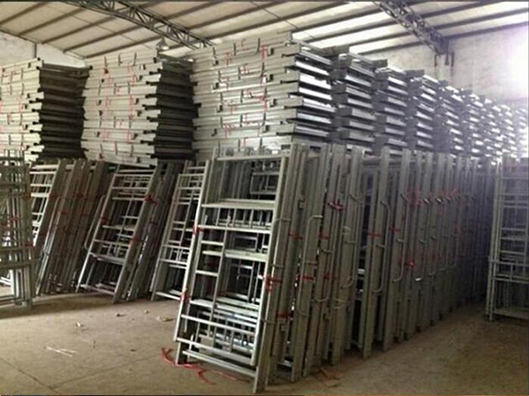 Lớn lên trên một người mẹ giường ngủ giường ngủ và sinh viên người lớn lắp ráp sắt dày Mega lây lan rộng - Giường mẫu giường tầng cho người lớn