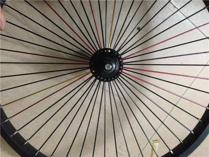 Roues de vélo - Ref 2376912 Image 3