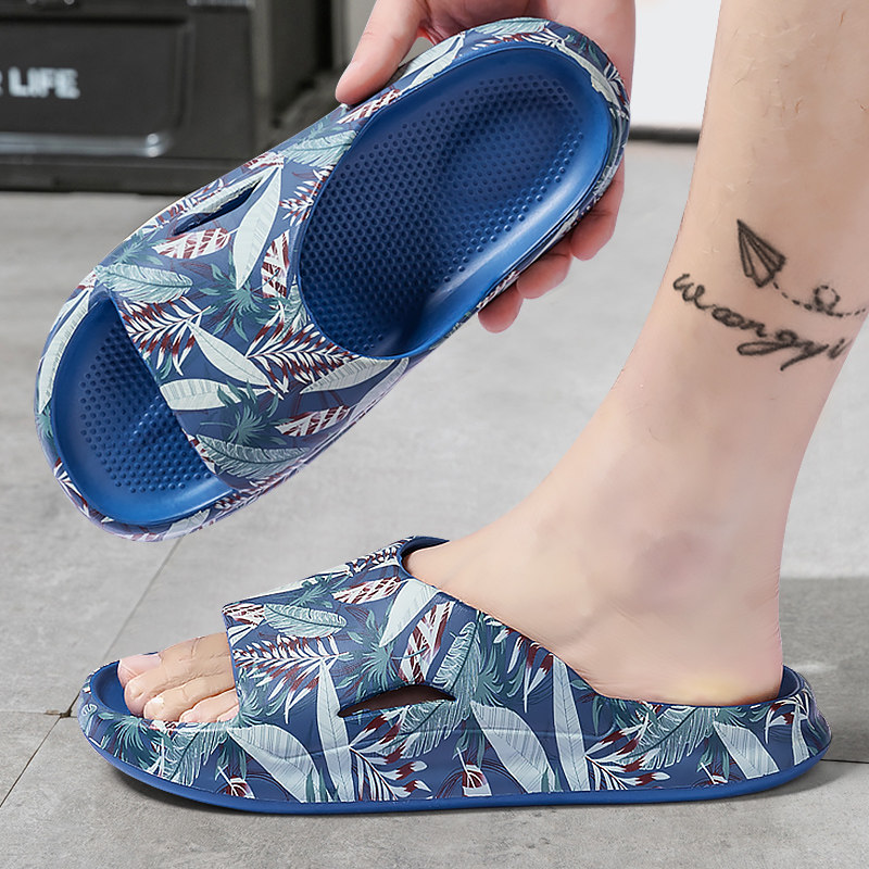 High-end slippers male outside wearing thick bottom trendy outdoor anti-slip and odor resistant outdoor beach trampled on the comfort of home cooldown men