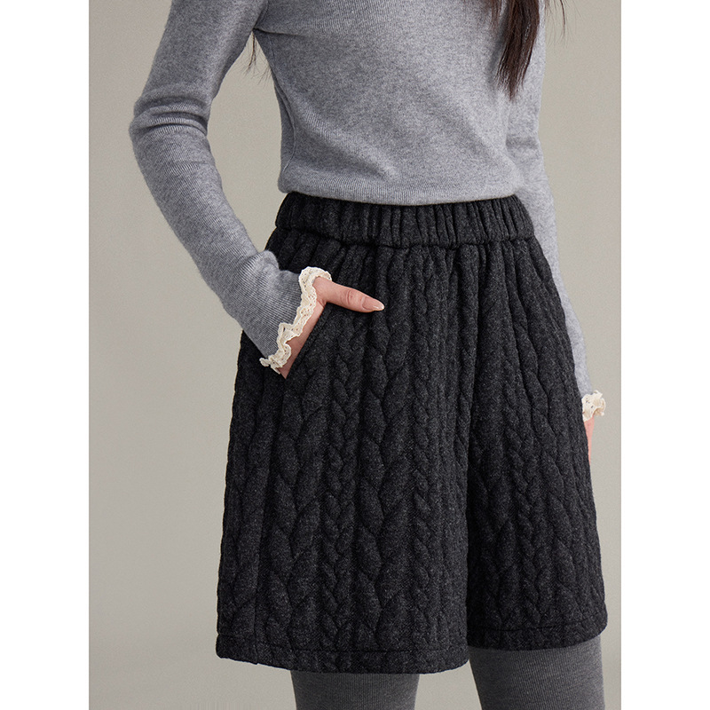 Xxgn【Chestnut Brownie】Retro Twist Pattern Wide-Leg Shorts Winter Korean Style Work Clothing Casual Pants Xxgn【Chestnut Brownie】Retro Twist Pattern Wide-Leg Shorts Winter Korean Style Work Clothing Casual Pants