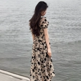 Летнее черное платье, длинная юбка, коллекция 2023, премиум класс, французский стиль, в цветочек