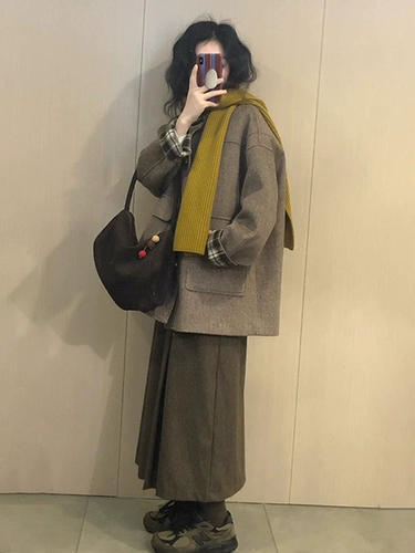 Шерстяная осенне-зимняя женская одежда с короткими пуговицами в твидовом стиле, маленькая высококачественная одежда в корейском стиле в стиле Хепберн