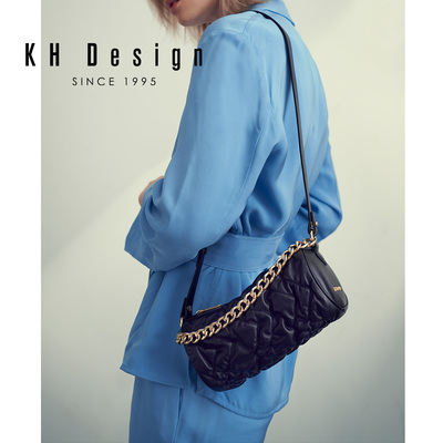 明治真皮轻奢褶皱包圆筒牛皮手提斜挎包