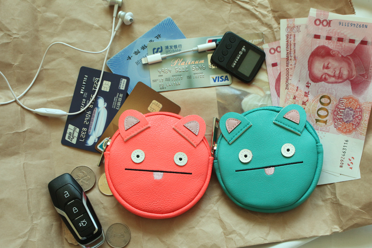 Ra khỏi Hoa Kỳ Little Monster Little Devil Coin Purse Tai nghe chính Túi lưu trữ Grocey nhỏ 0,04kg túi đựng chìa khóa