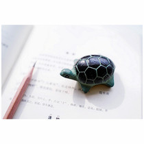 Small turtle imported cast iron Wenzhen Southern Japan Iron Rock casting calligraphy and painting paperweight study Four Treasures desktop ornaments